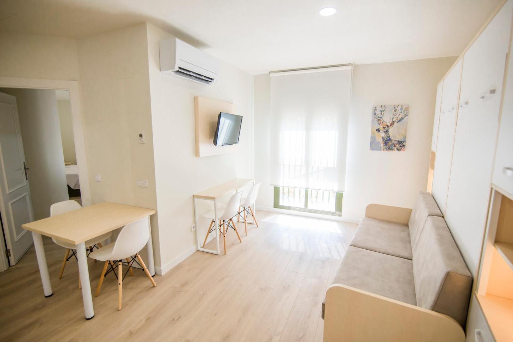 Apartamentos Plaza De Santiago - Estudios Turisticos - 1 Llave Pinto Extérieur photo