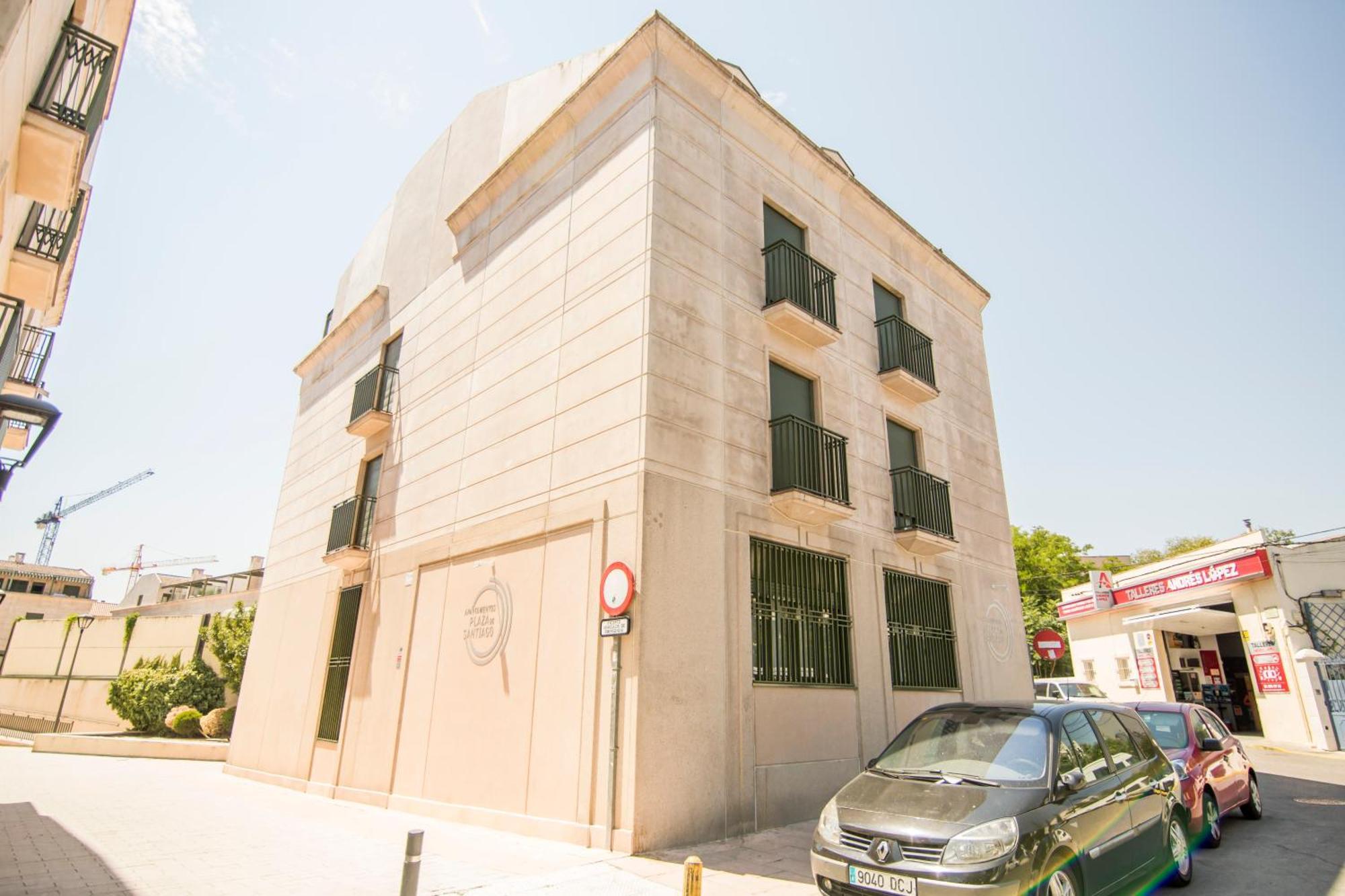 Apartamentos Plaza De Santiago - Estudios Turisticos - 1 Llave Pinto Extérieur photo